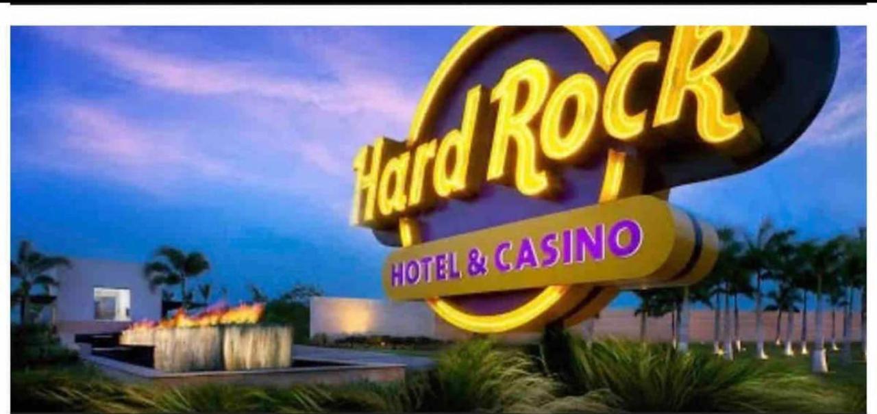 Apartment Beautiful Property Across From Hardrock Hotel With Free Casino Private Beach Club And Golf Course We Now Take Google Pay Apple Pay And Paypal