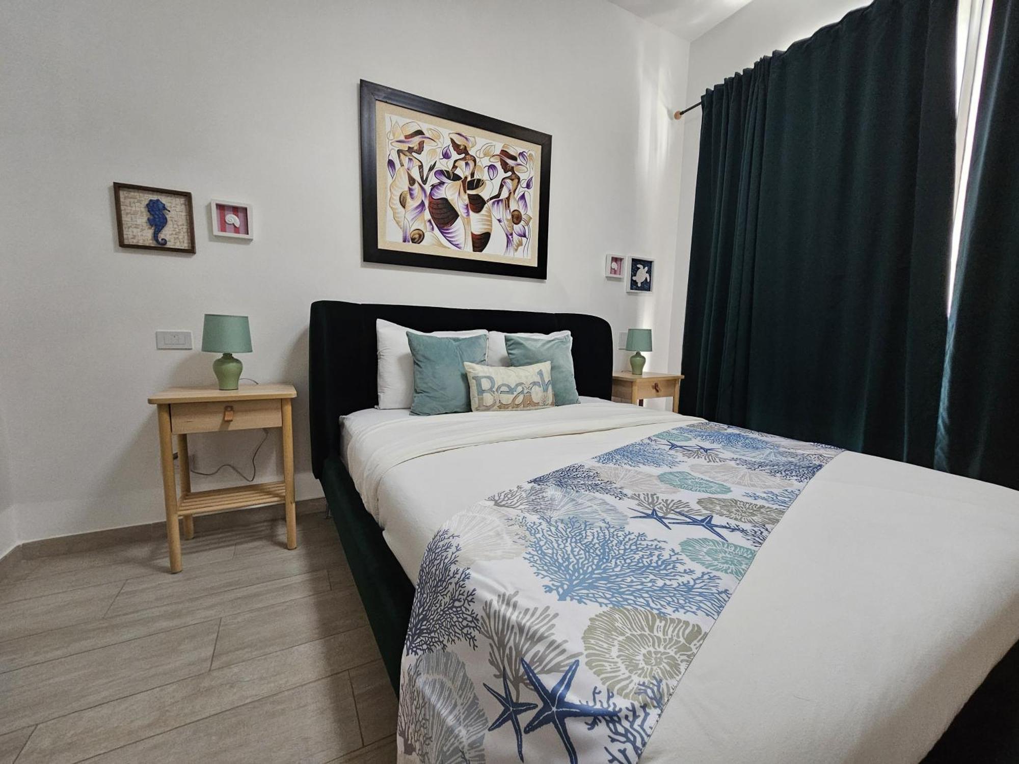 Beautiful Property Across From Hardrock Hotel With Free Casino Private Beach Club And Golf Course We Now Take Google Pay Apple Pay And Paypal *