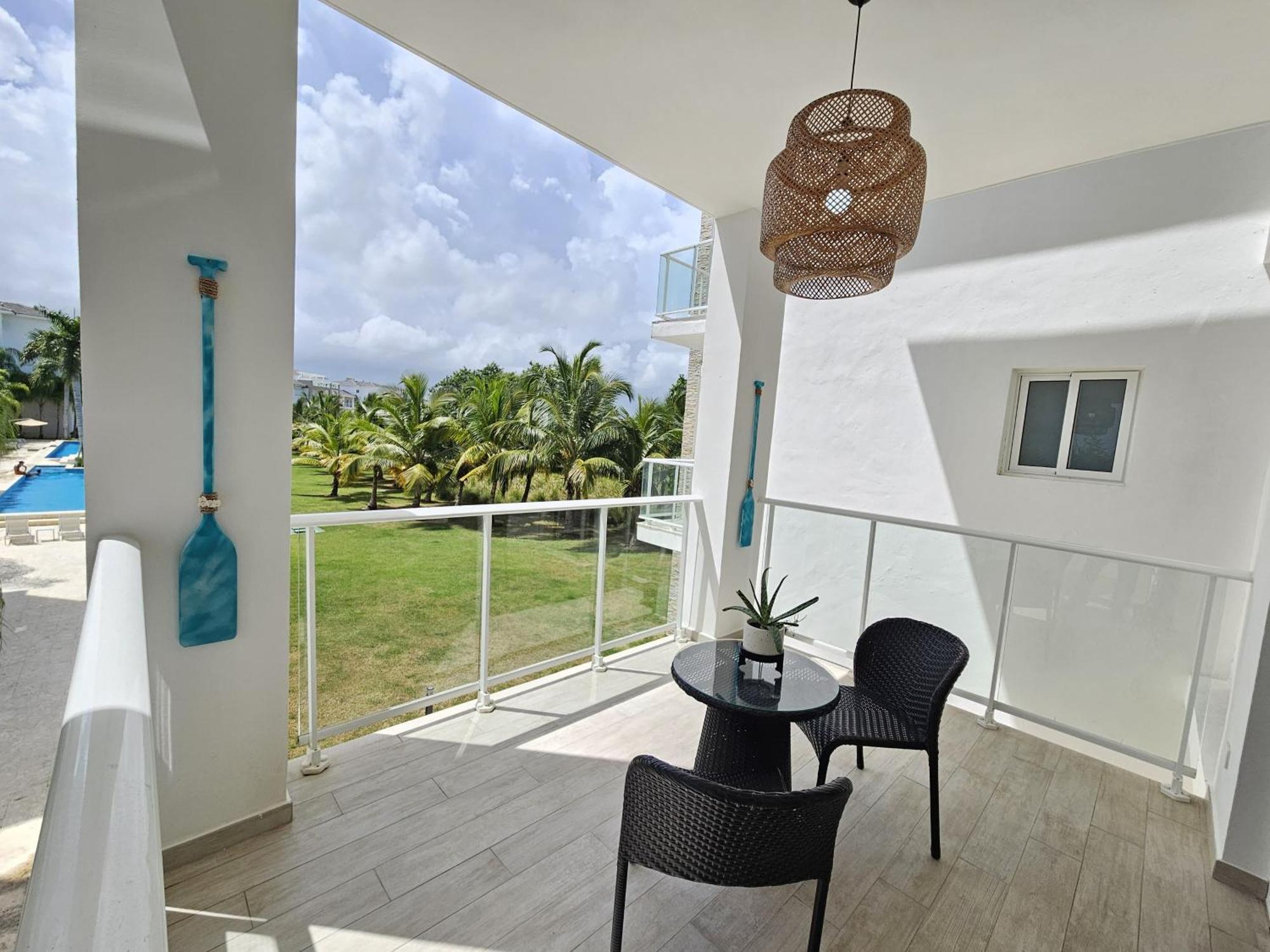 Beautiful Property Across From Hardrock Hotel With Free Casino Private Beach Club And Golf Course We Now Take Google Pay Apple Pay And Paypal Apartment
